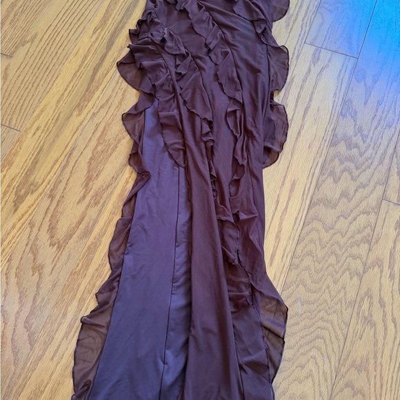 New Oh Polly Strapless Nevali Bandeau Ruffle Detail Chocolate Brown Dress 2 - Picture 14 of 16